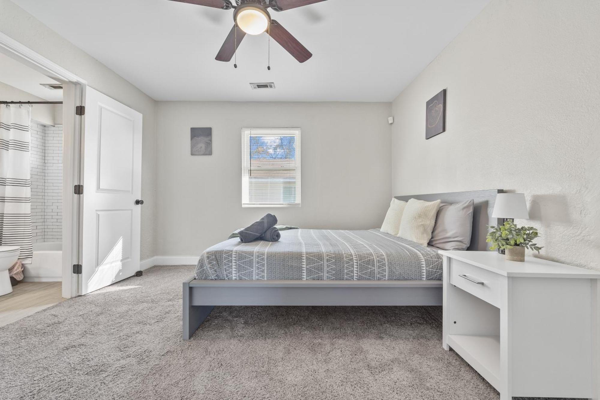 Cozy 2-Bedroom Retreat W/Wi-Fi & Keurig Coffee Atlanta Luaran gambar
